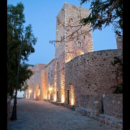 Pírgos Dhiroú Arapakis Historic Castle 아파트 호텔 외부 사진