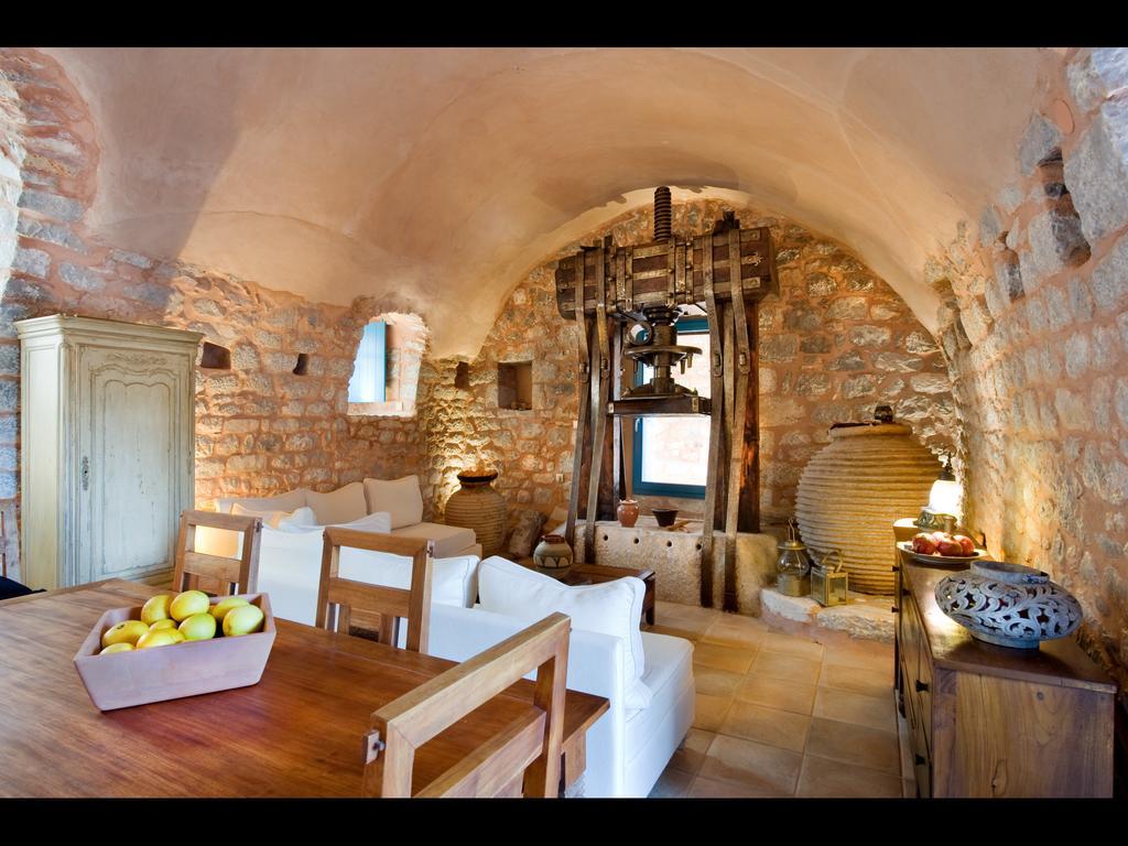 Pírgos Dhiroú Arapakis Historic Castle 아파트 호텔 객실 사진