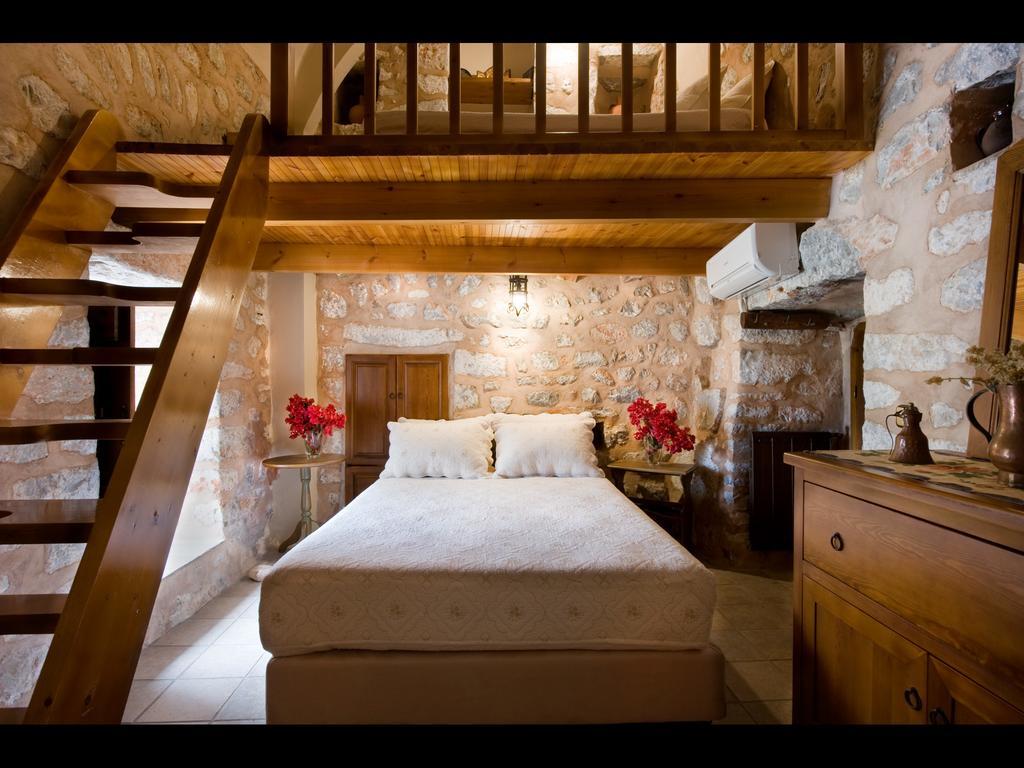 Pírgos Dhiroú Arapakis Historic Castle 아파트 호텔 객실 사진