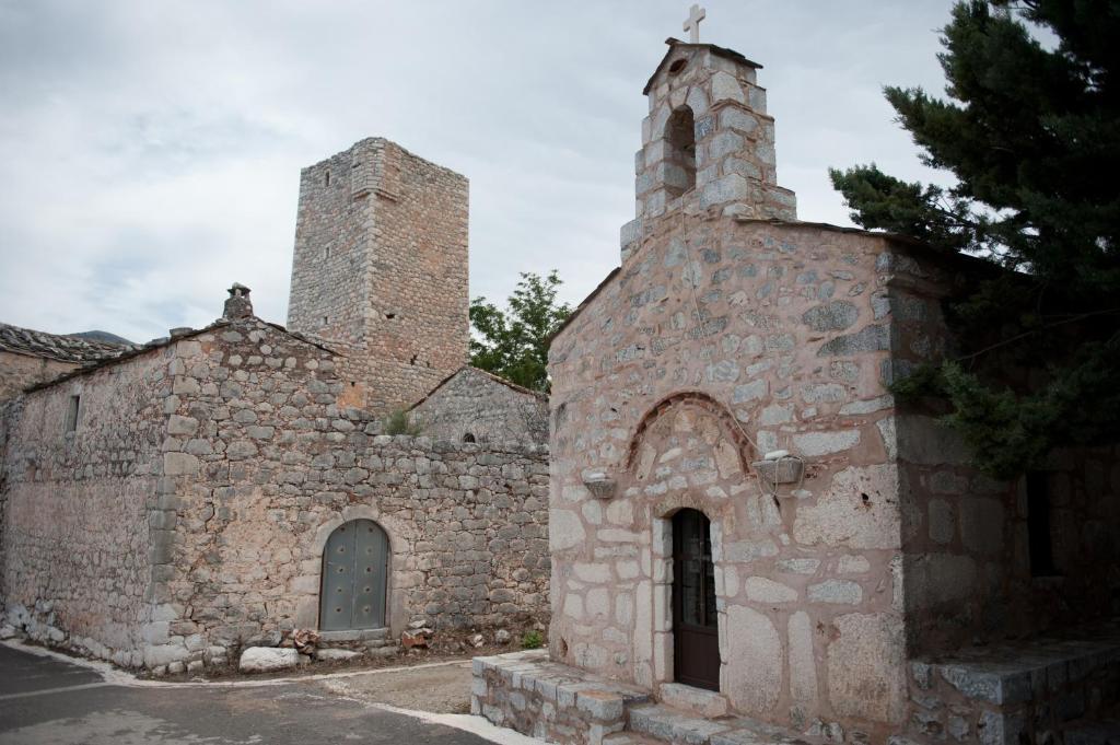 Pírgos Dhiroú Arapakis Historic Castle 아파트 호텔 외부 사진