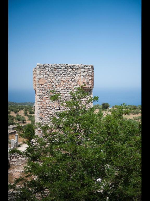 Pírgos Dhiroú Arapakis Historic Castle 아파트 호텔 객실 사진