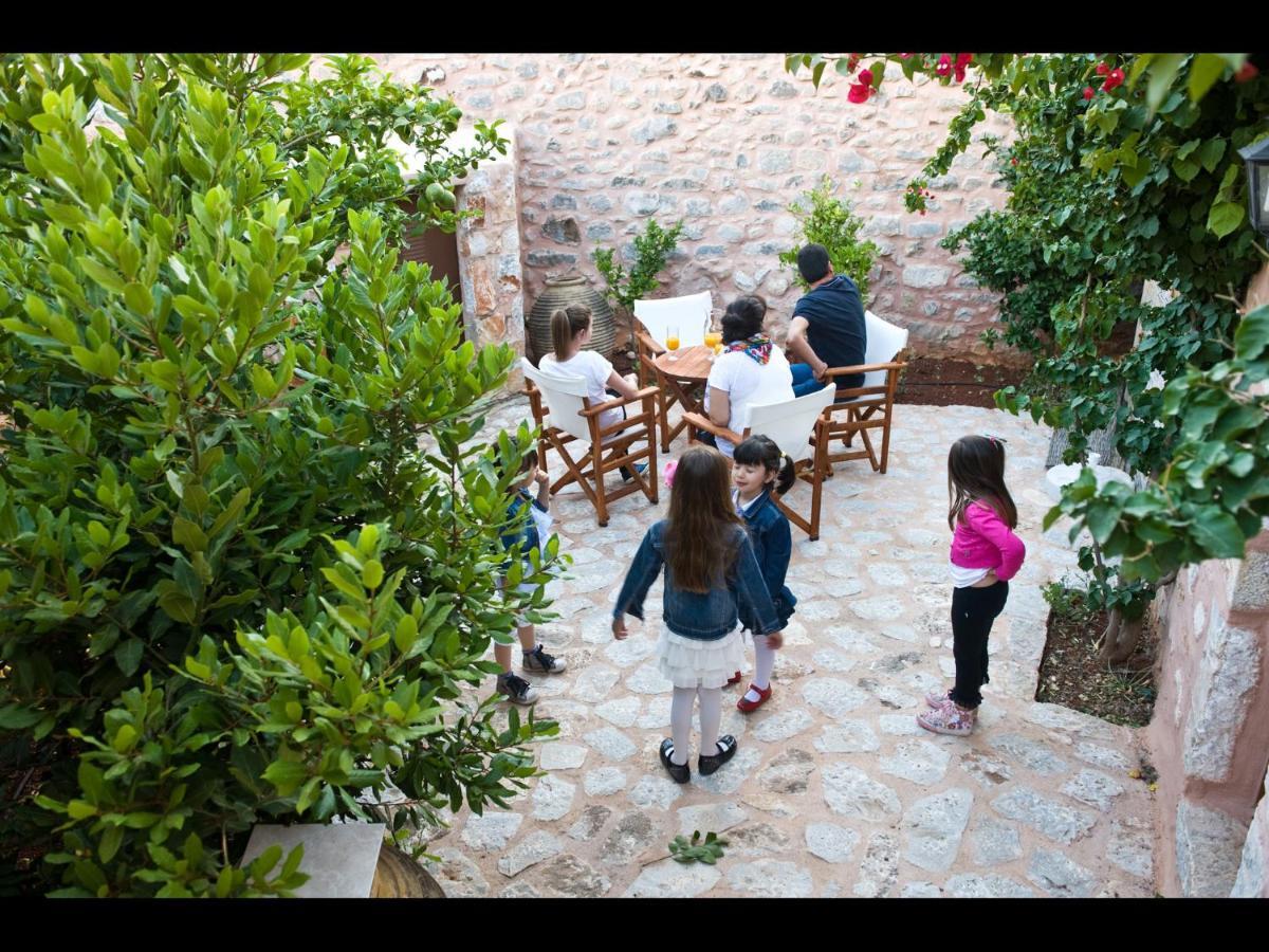 Pírgos Dhiroú Arapakis Historic Castle 아파트 호텔 객실 사진