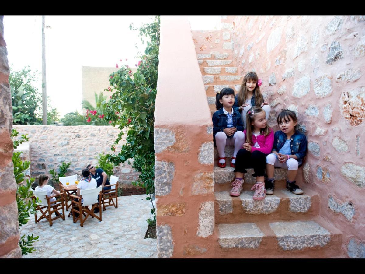 Pírgos Dhiroú Arapakis Historic Castle 아파트 호텔 객실 사진